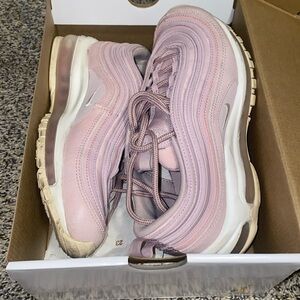 Women’s Air Jordan Size 6